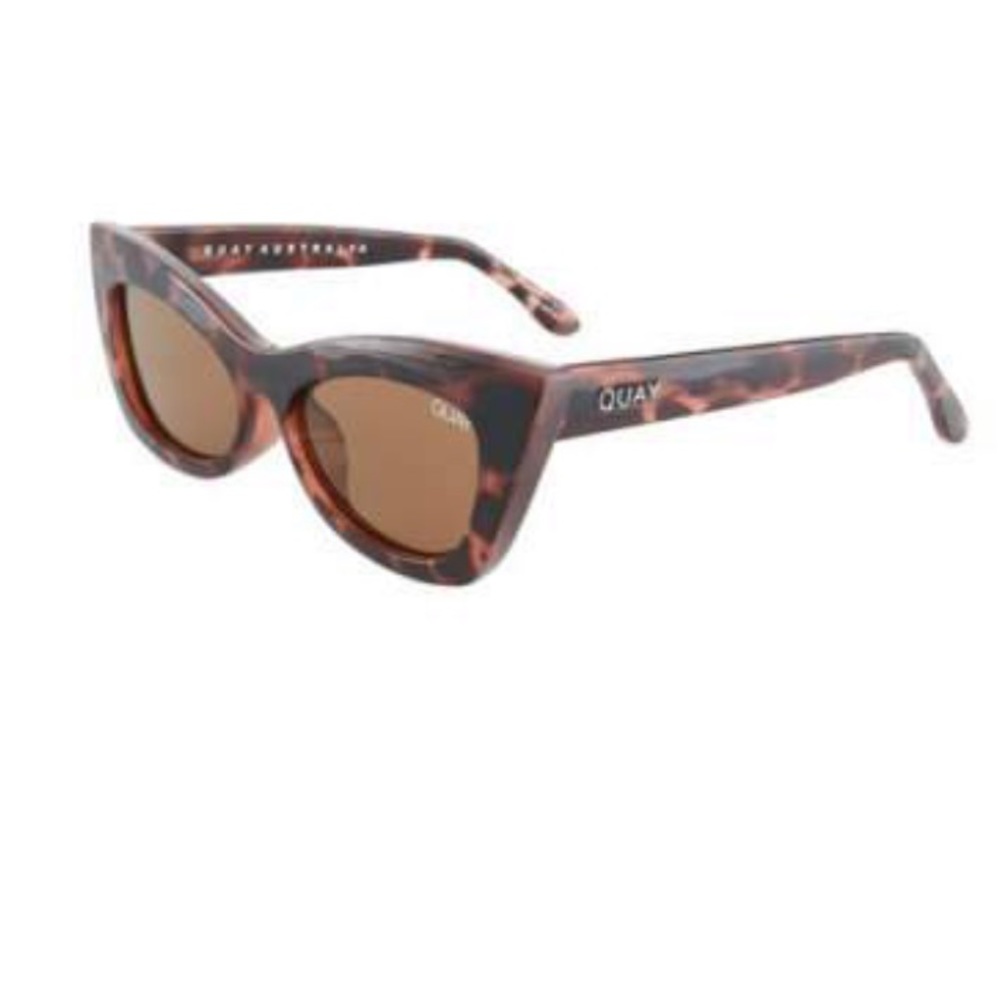 Quay Subculture Cat Eye Plastic Sunglasses 🕶